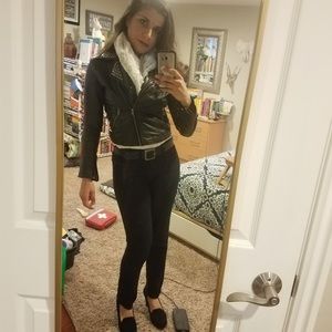 Meet your Posher, Sarita